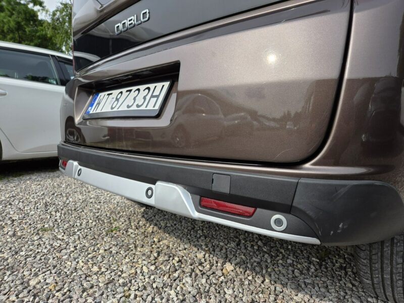 Fiat Doblo 1.6 Multijet Lift Full Opcja Skóra Klimatronik PDC Bardzo dobry stan II (2009-)
