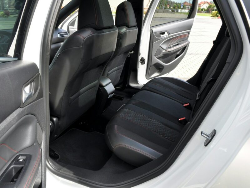 Peugeot 308 SW 1.5d(130KM)*GT*Virtual*Radar*Ful Led*Panorama*Skóry*Navi*Kamera360*Ful III (2013-)