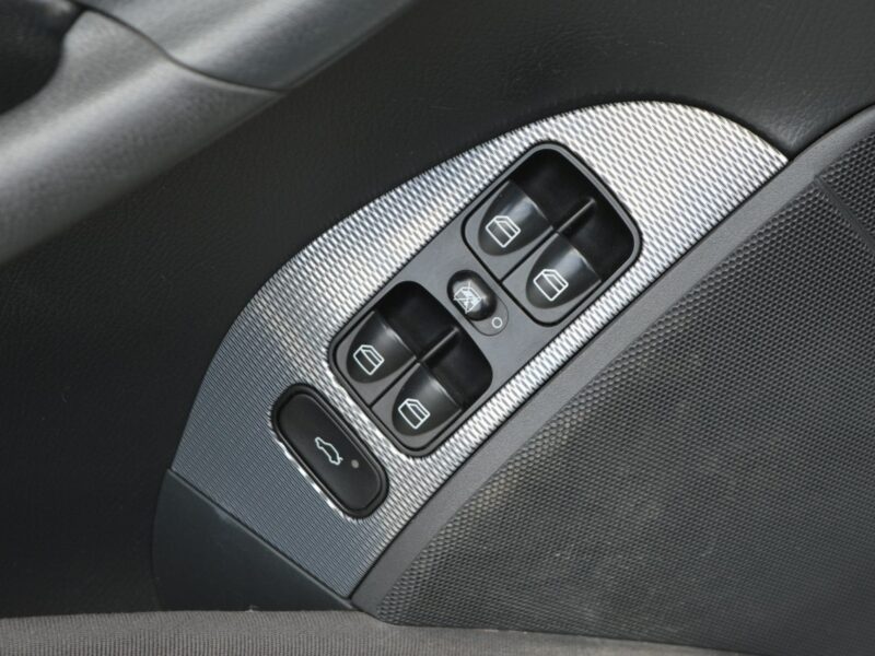 Mercedes CLK 200 1.8i Kompressor Automat Cabrio Avantgarde Skóra Opłaty do 26.03.2026 W209 (2002-)