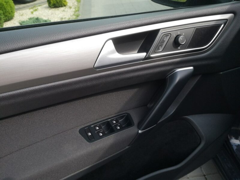 Volkswagen Golf Sportsvan 1.2 TSI 86KM Klima Parktronik Tempomat Alu Szyber Dach Serwisowany I (2014-)
