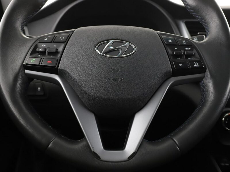 Hyundai Tucson 1.6 Benzyna Klimatyzacja Tempomat Grzana Kanapa Fotele Kierownica PDC III (2015-2020)