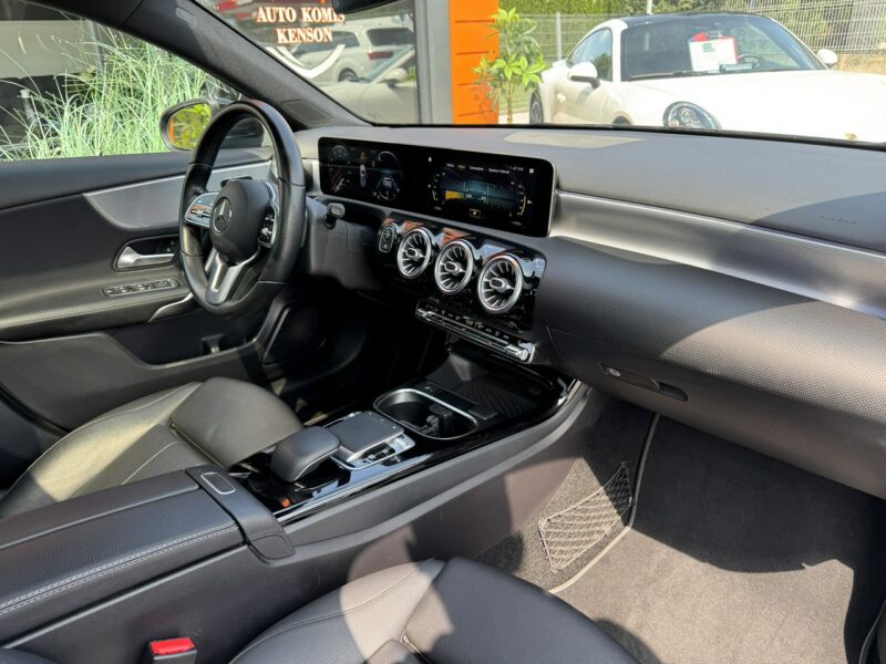 Mercedes A 250 LED, Klima, Temp, Kamera, Grzane Fotele, Ambiente, Panorama, Asystenci W177 (2018-)