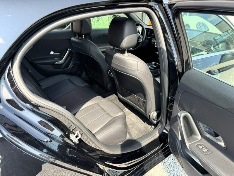 Mercedes A 250 LED, Klima, Temp, Kamera, Grzane Fotele, Ambiente, Panorama, Asystenci W177 (2018-)
