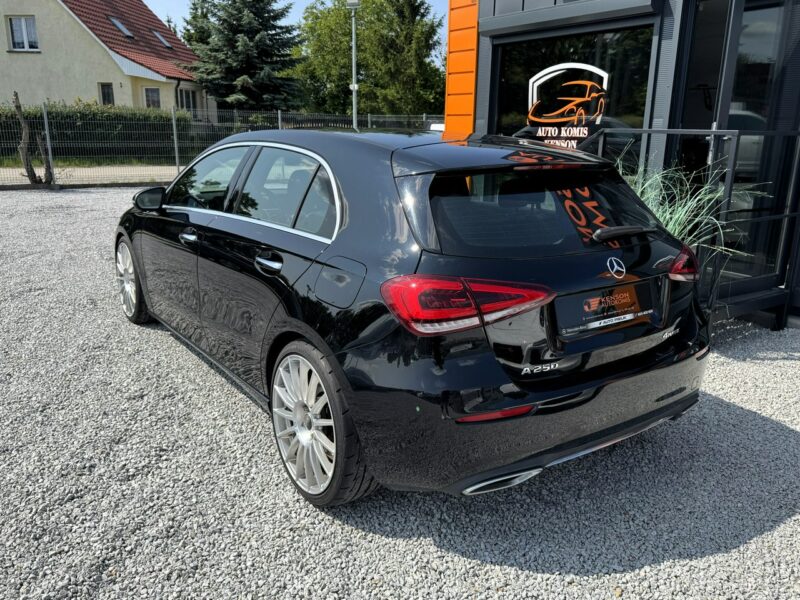 Mercedes A 250 LED, Klima, Temp, Kamera, Grzane Fotele, Ambiente, Panorama, Asystenci W177 (2018-)