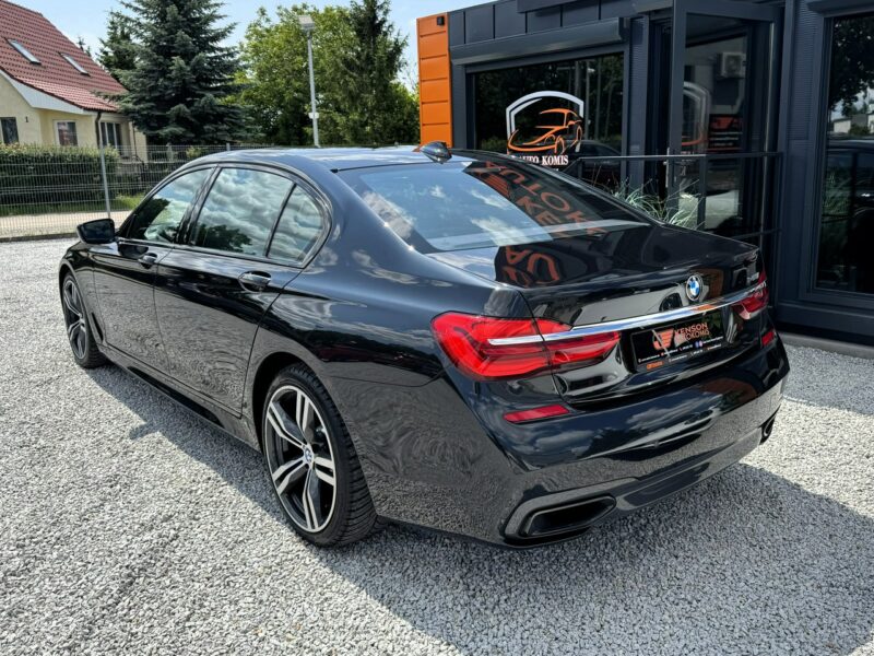 BMW 740 Carbon, Panorama, Wentylowane podgrzewane fotele, LED, Kamera, HARMAN G11/12 (2015-2022)
