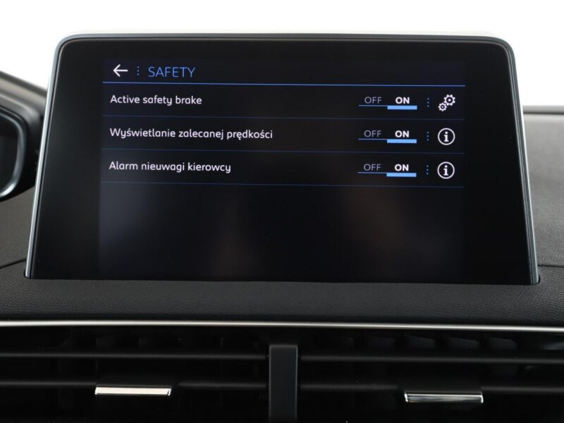 Peugeot 3008 GRATIS! Pakiet Serwisowy o wartości 800 zł! II (2016-)