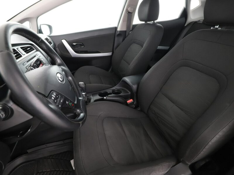 Kia Cee'd 1.4 Benzyna Style Klimatyzacja Tempomat Elektryka Czujniki Parkowania II (2012-)
