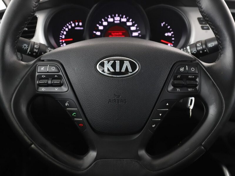 Kia Cee'd 1.4 Benzyna Style Klimatyzacja Tempomat Elektryka Czujniki Parkowania II (2012-)