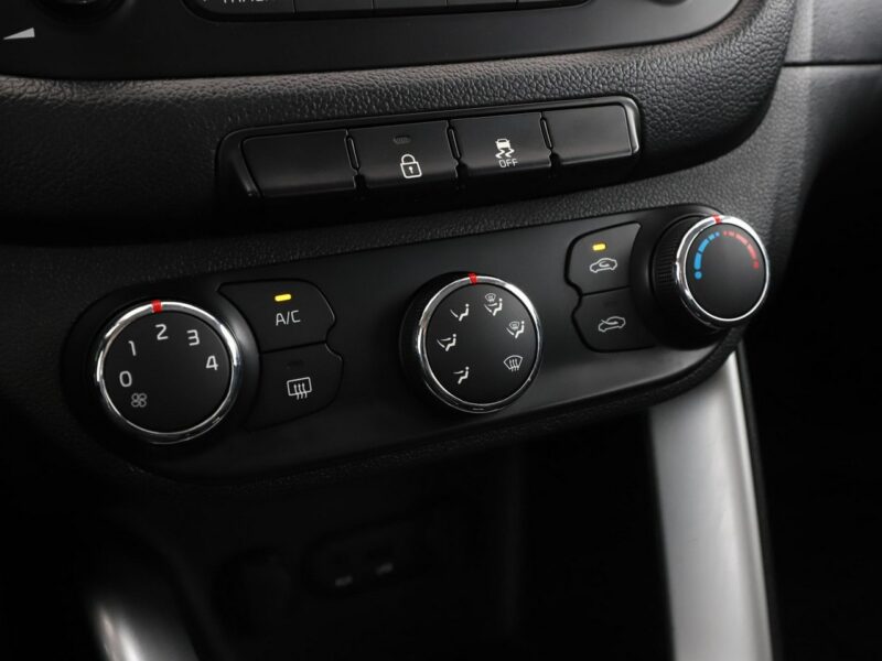 Kia Cee'd 1.4 Benzyna Style Klimatyzacja Tempomat Elektryka Czujniki Parkowania II (2012-)