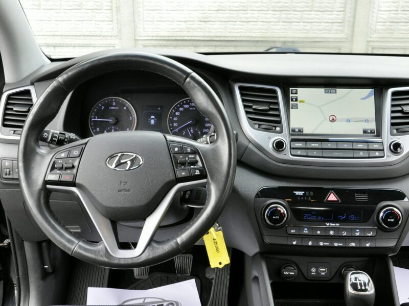 Hyundai Tucson 1,7CRDi 116KM Premium/Navi/Kamera/Led/LaneAssist/Blis/PDC/NoweOpony III (2015-2020)