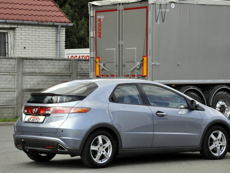 Honda Civic 1,8i-Vtec 140KM SPORT/Serwisowany/Parktronic/Alufelgi/USB/ VIII (2006-2011)