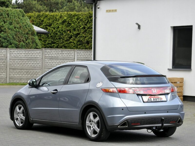 Honda Civic 1,8i-Vtec 140KM SPORT/Serwisowany/Parktronic/Alufelgi/USB/ VIII (2006-2011)