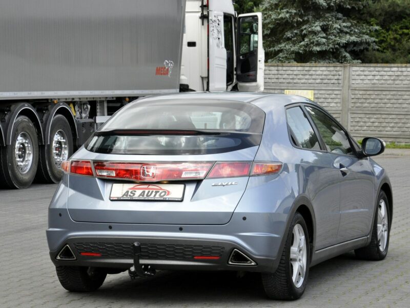 Honda Civic 1,8i-Vtec 140KM SPORT/Serwisowany/Parktronic/Alufelgi/USB/ VIII (2006-2011)