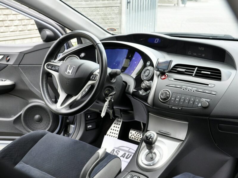 Honda Civic 1,8i-Vtec 140KM SPORT/Serwisowany/Parktronic/Alufelgi/USB/ VIII (2006-2011)