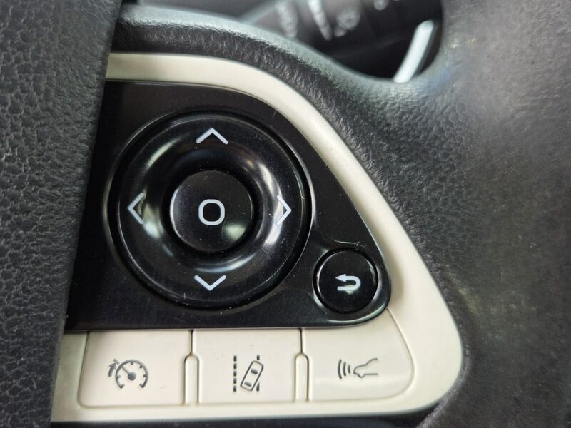 Toyota Prius 1.8 HSD 136KM Ledy Kamera Ast. Pasa Distronic Super Stan Serwis! V (2015-)