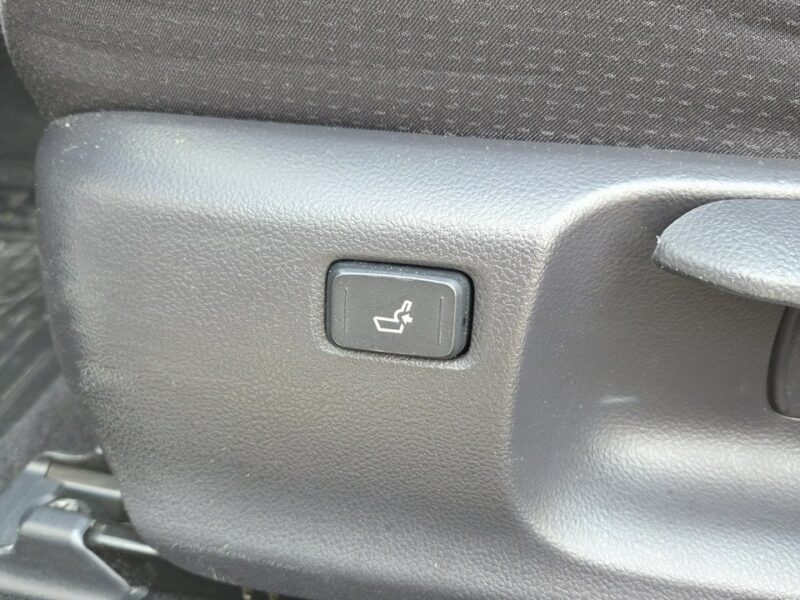 Toyota Prius 1.8 HSD 136KM Ledy Kamera Ast. Pasa Distronic Super Stan Serwis! V (2015-)