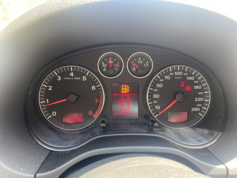 Audi A3 1,8 T 160KM ,klimatronik, isofix, biksenony,opony wielosezonowe,isofix 8P (2003-2012)