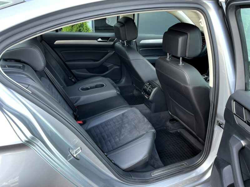 Volkswagen Passat LED, Klima, Navi, Temp, Asystenci, Kamera, Grzane Fotele, Martwe Pole B8 (2014-2023)