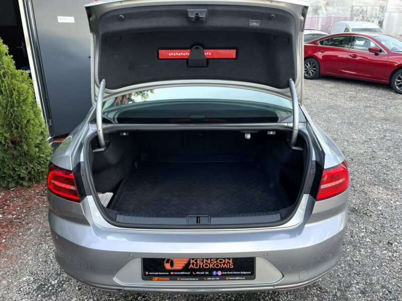 Volkswagen Passat LED, Klima, Navi, Temp, Asystenci, Kamera, Grzane Fotele, Martwe Pole B8 (2014-2023)