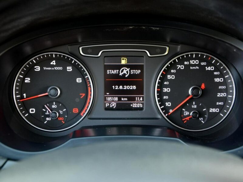 Audi Q3 Quattro Bixenon Led Skóry Navi Alcantara Keyles 2XParkt ASO I (2011-2018)