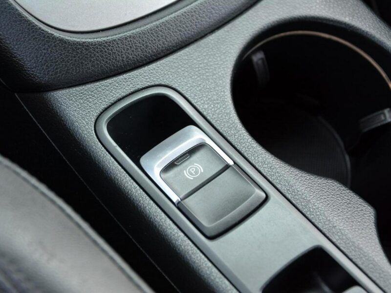 Audi Q3 Quattro Bixenon Led Skóry Navi Alcantara Keyles 2XParkt ASO I (2011-2018)