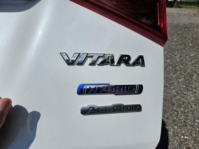 Suzuki Vitara Napęd 4x4 / Hybryda-1 właściciel / Krajowy / Serwis ASO / Bezwypadkowy III (2019-)