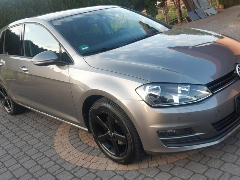 Volkswagen Golf Volkswagen Golf 1.4 TSI BlueMotion Technology Comfortline VII (2012-)