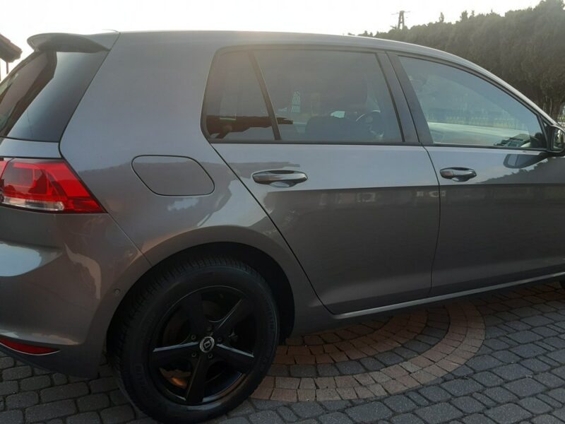 Volkswagen Golf Volkswagen Golf 1.4 TSI BlueMotion Technology Comfortline VII (2012-)