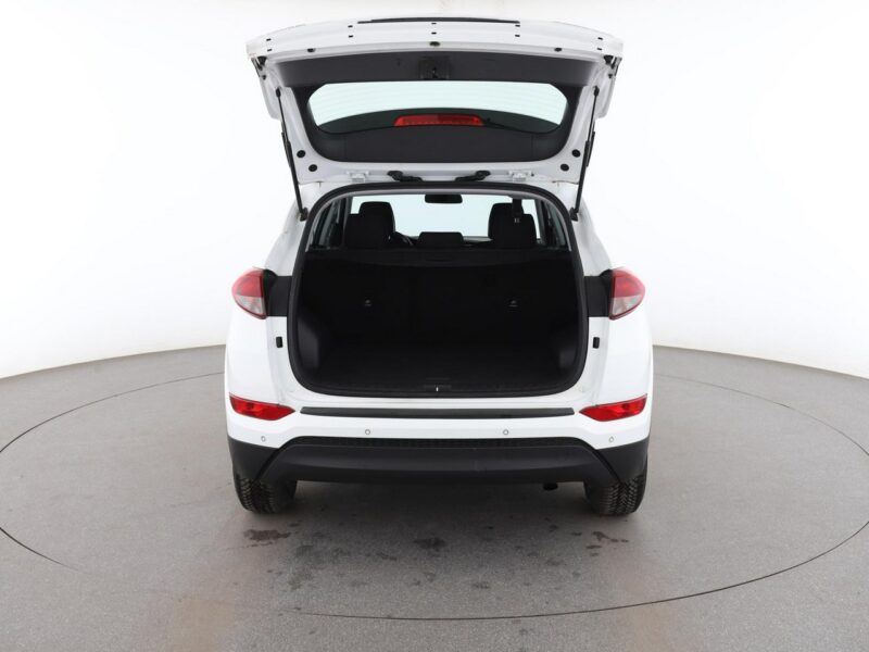 Hyundai Tucson navi klimatyzacja grzane fotele czujniki parkowania III (2015-2020)