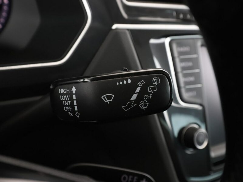 Volkswagen Tiguan GRATIS! Pakiet Serwisowy o wartości 600 zł! II (2016-2024)