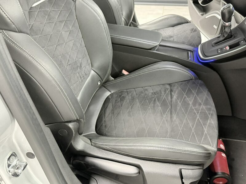Renault Scenic 1.7DCi120KM * BLACK Edition * BOSE * Led * Head-Up * PDC * Panorama IV (2016-)