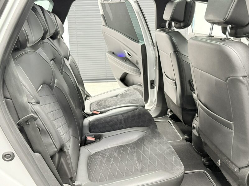 Renault Scenic 1.7DCi120KM * BLACK Edition * BOSE * Led * Head-Up * PDC * Panorama IV (2016-)