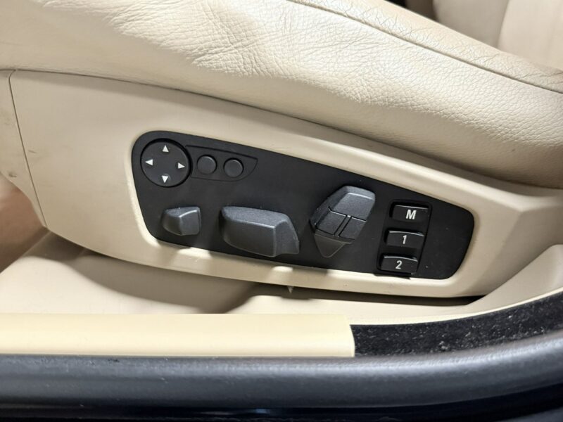 BMW 525 525i 218KM*Exclusive*Skóry*Bi-XenonNavi Professional*Komfortsitze E60 (2003-2010)