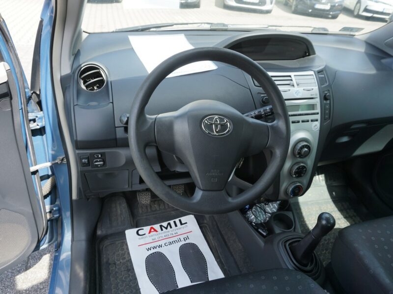 Toyota Yaris bardzo ekonomiczna, zadbana, opłaty do 2026 roku, II (2005-2011)