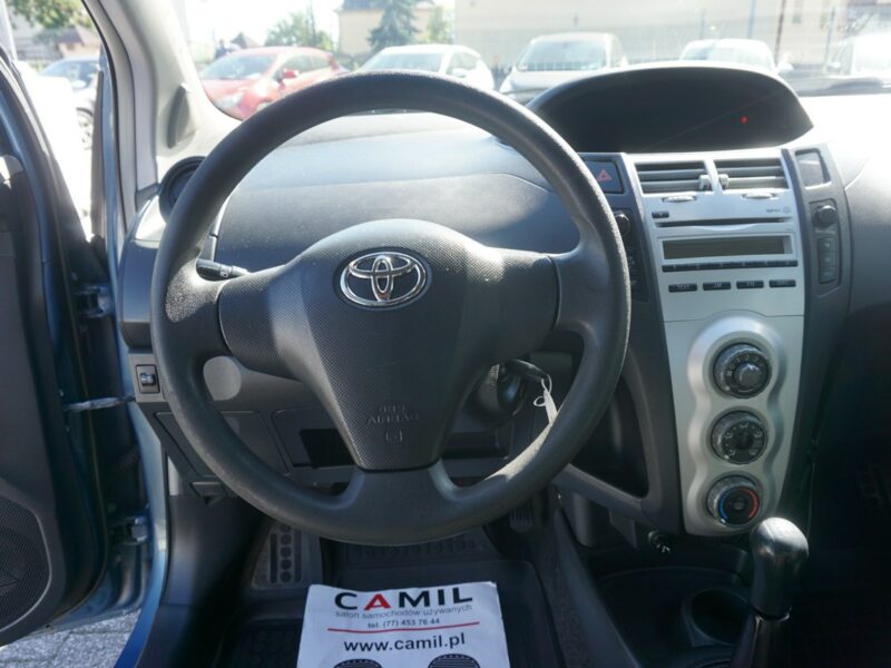Toyota Yaris bardzo ekonomiczna, zadbana, opłaty do 2026 roku, II (2005-2011)