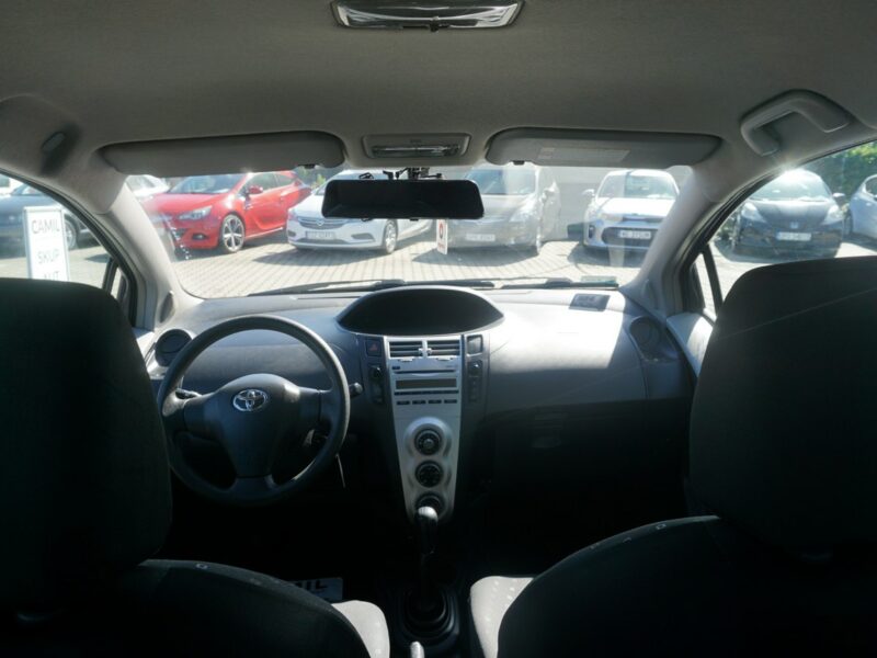 Toyota Yaris bardzo ekonomiczna, zadbana, opłaty do 2026 roku, II (2005-2011)