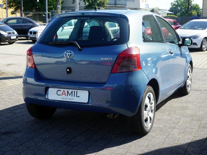 Toyota Yaris bardzo ekonomiczna, zadbana, opłaty do 2026 roku, II (2005-2011)
