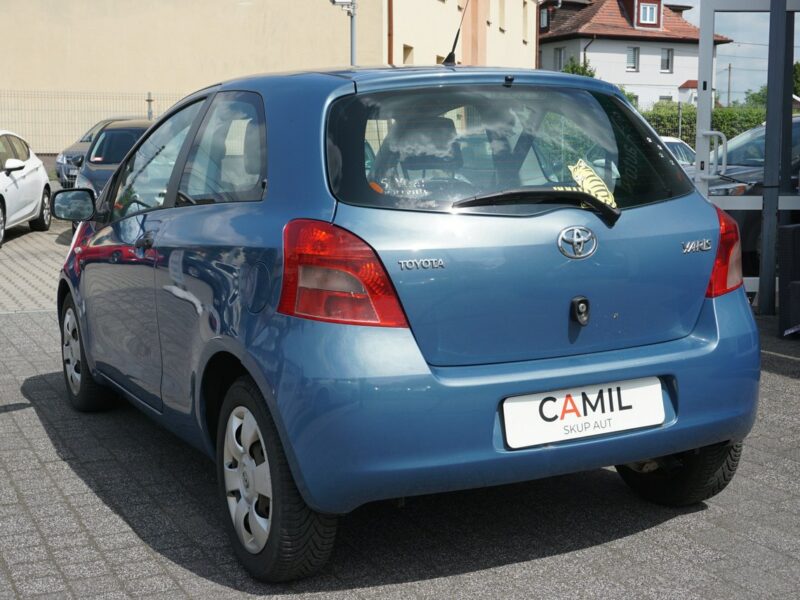Toyota Yaris bardzo ekonomiczna, zadbana, opłaty do 2026 roku, II (2005-2011)