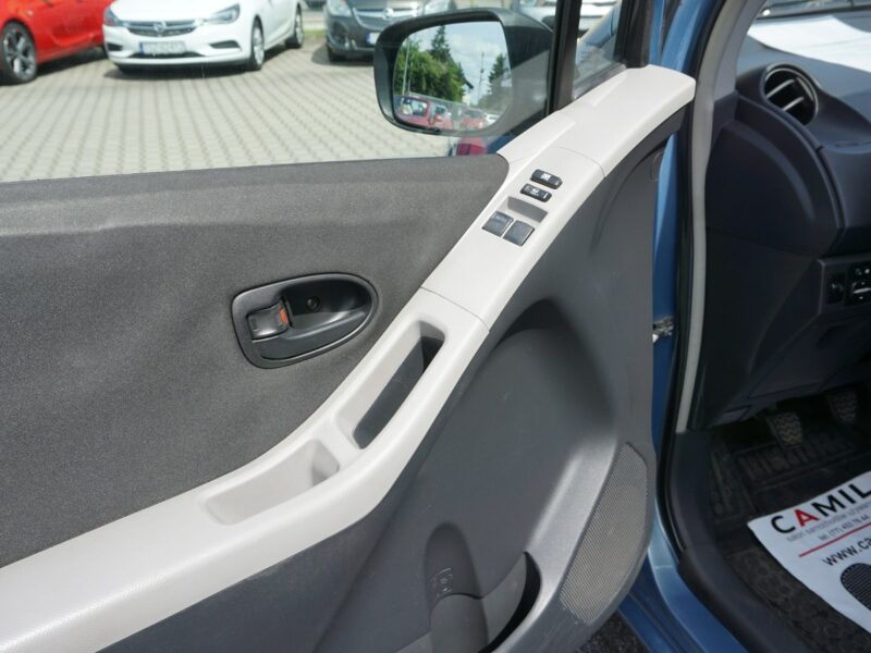 Toyota Yaris bardzo ekonomiczna, zadbana, opłaty do 2026 roku, II (2005-2011)