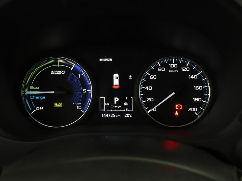 Mitsubishi Outlander GRATIS! Pakiet Serwisowy o wartości 600 zł! III (2012-)