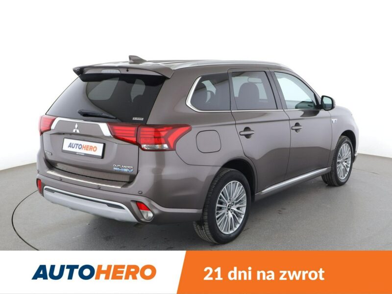 Mitsubishi Outlander GRATIS! Pakiet Serwisowy o wartości 600 zł! III (2012-)