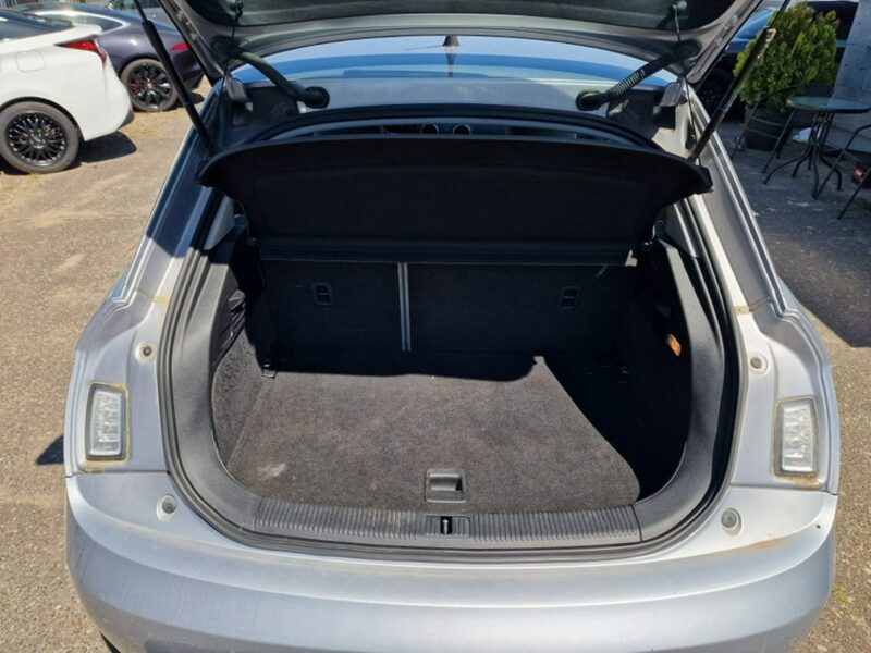 Audi A1 1.2 Benzyna 86 KM, Klimatyzacja, Alufelgi, Bluetooth, Isofix, Nawi 8X (2010-)