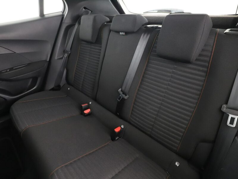 Peugeot 2008 navi kamera tempomat Bluetooth LED II (2019-)