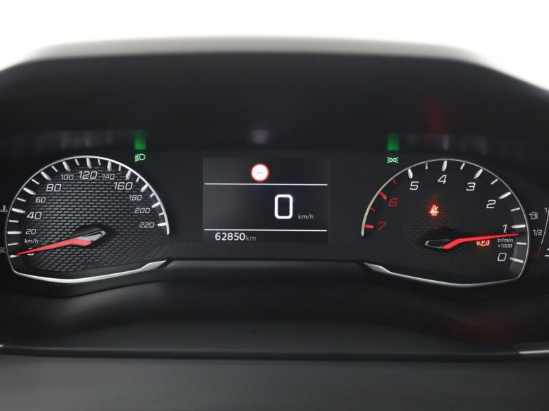 Peugeot 2008 navi kamera tempomat Bluetooth LED II (2019-)