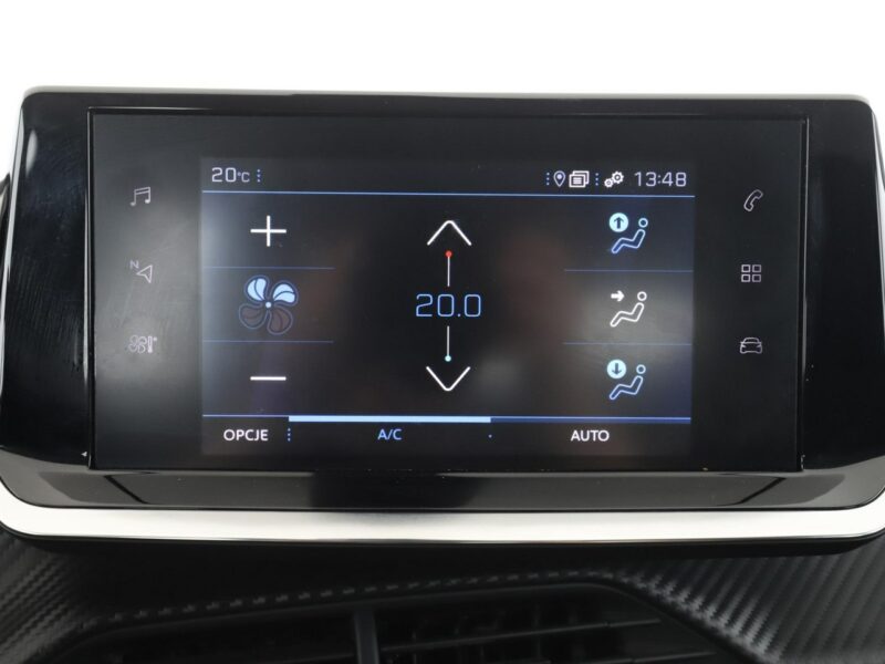 Peugeot 2008 navi kamera tempomat Bluetooth LED II (2019-)