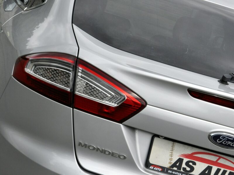 Ford Mondeo 2,0T 240KM TitaniumX/Navi/ACC/Converse/Serwis/Alu/Kamera/Blis/KeylessG Mk4 (2007-2014)