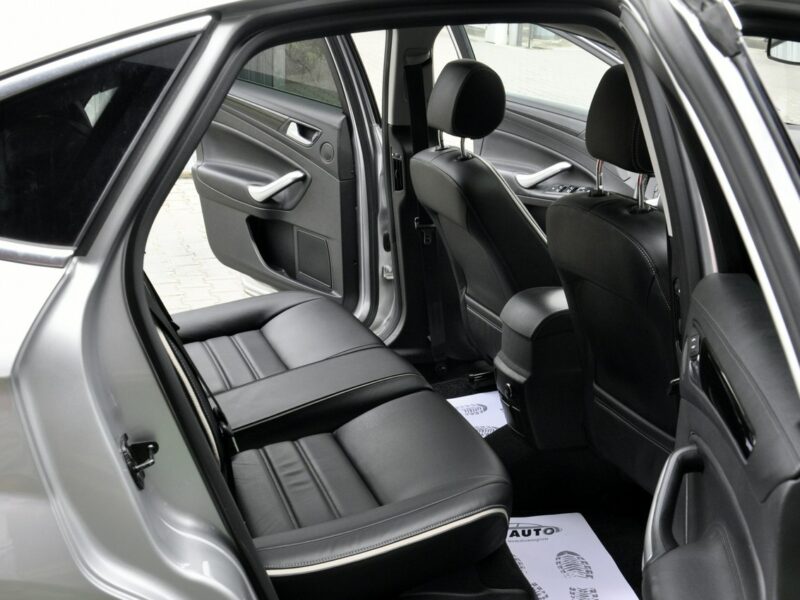 Ford Mondeo 2,0T 240KM TitaniumX/Navi/ACC/Converse/Serwis/Alu/Kamera/Blis/KeylessG Mk4 (2007-2014)