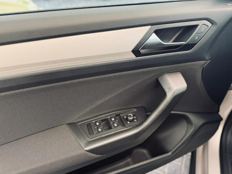 Volkswagen T-Roc CABRIO* 1.0 Benzyna* 110 KM* 6 Biegów* Zarejestrowany*