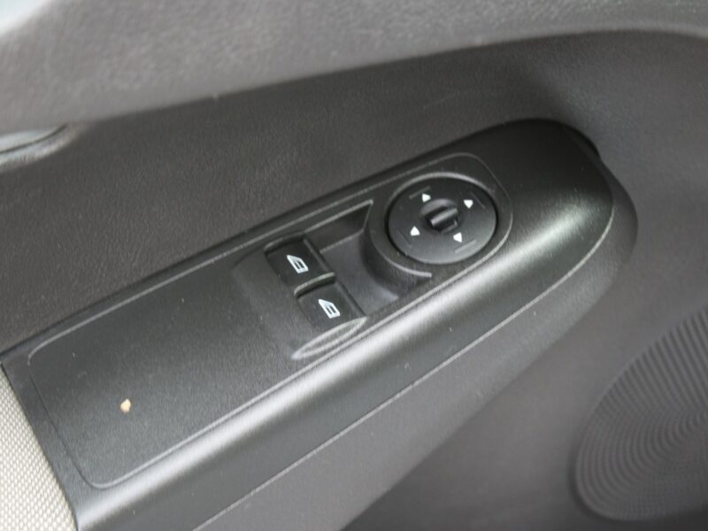 Ford Transit Courier Gwarancja F-vat Salon Polska