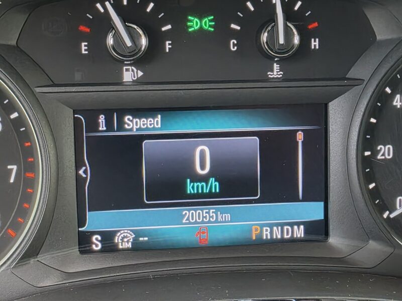Opel Mokka 2021 4 x 4 . automat 1,4 20tyskm II (2020-)